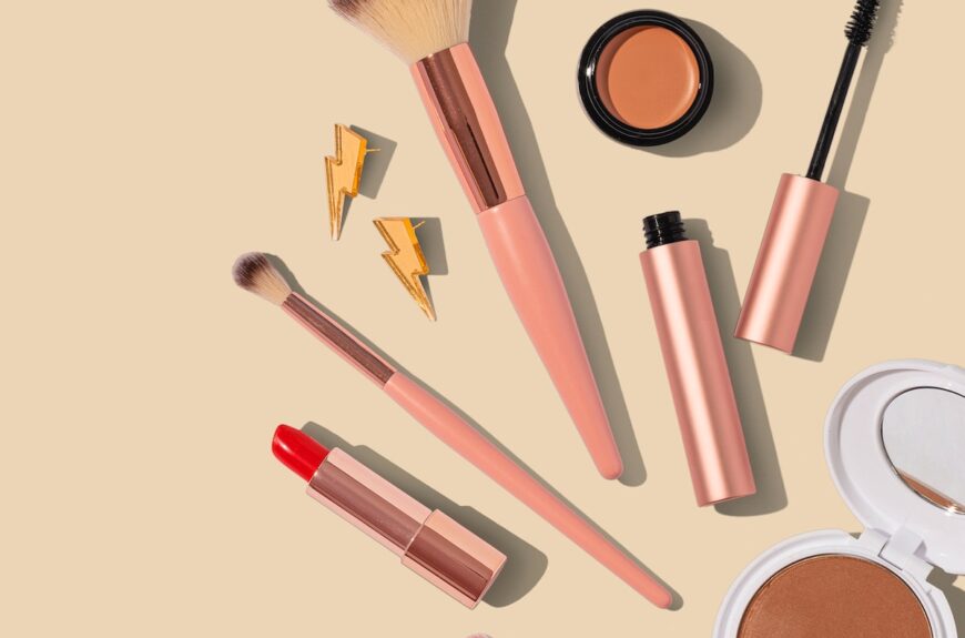 pink and brown makeup brush set